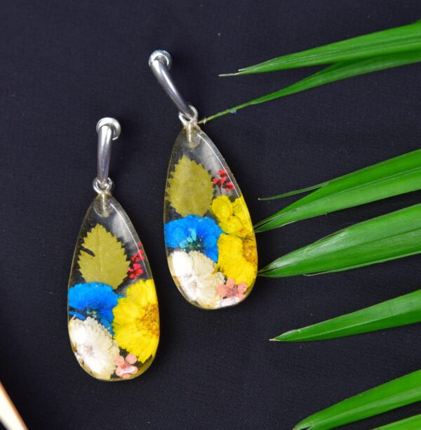 Anti-tarnish mixed flowers earrings