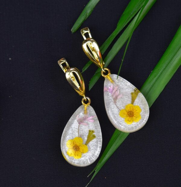 28k Anti-Tarnish Yellow Earring