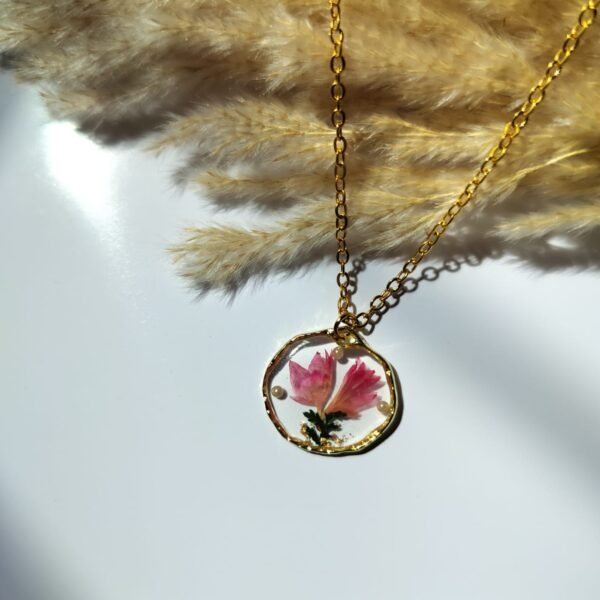 Real Pressed Flower Resin Jewelry | Gold-Plated Geometric Necklace