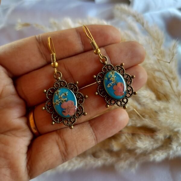Real flower anti-tarnish earrings