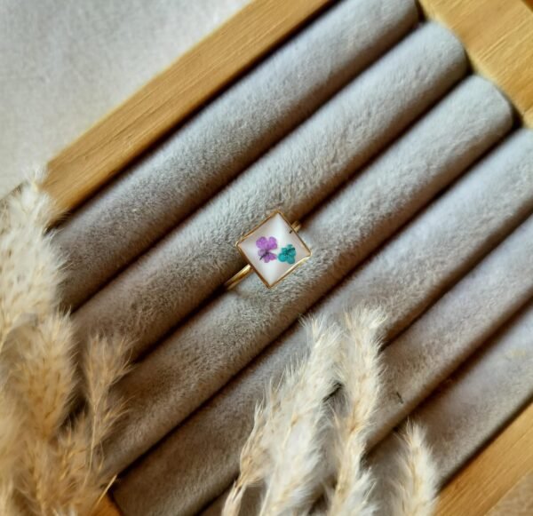 Real flower adjustment anti-tarnish ring