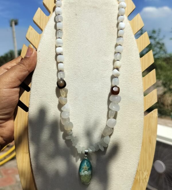 Natural stone necklace with real starfish pendant